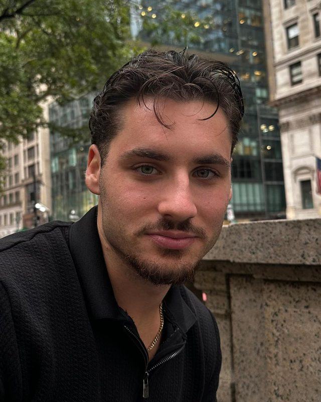Alex, founder of Aluri